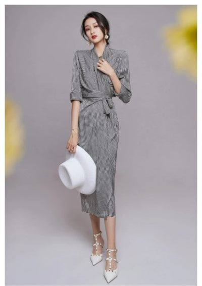 Szara Sukienka Na Studniówkę Z Lat 40