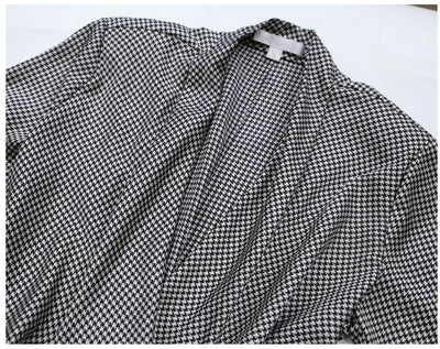 Szara Sukienka Na Studniówkę Z Lat 40