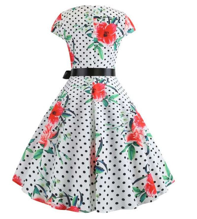 Rozkloszowana Sukienka Vintage W Maki