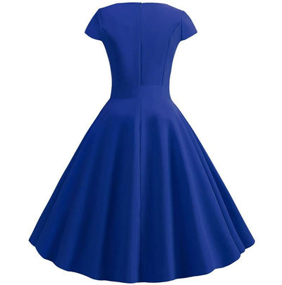 Niebieska Sukienka Pin Up Z Lat 50