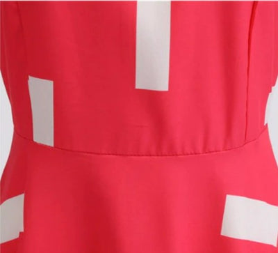 Trapezowa Sukienka Vintage Z Koronkowym Kołnierzem