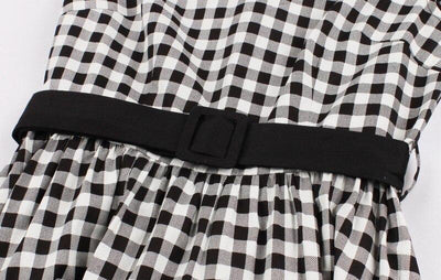 Sukienka W Kratkę Z Lat 60. XX Wieku