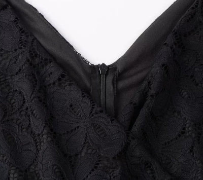 Czarna Dopasowana Sukienka Vintage