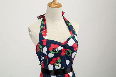 Wiśniowa Sukienka Vintage