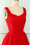 Sukienka Vintage W Kolorze Czerwonym Z Falbanką