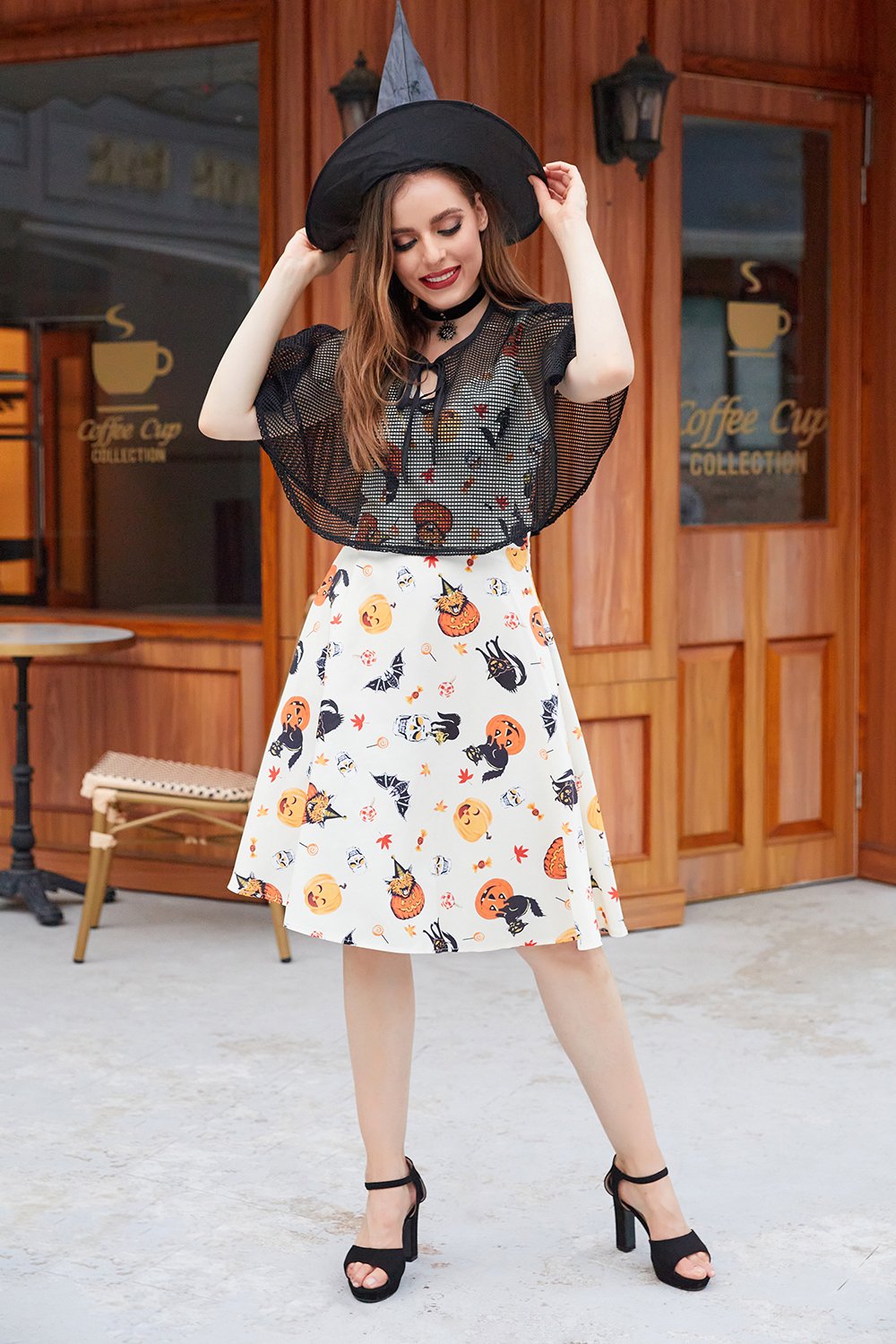 Dyniowa Sukienka Na Halloween Z Lat 50. Z Peleryną