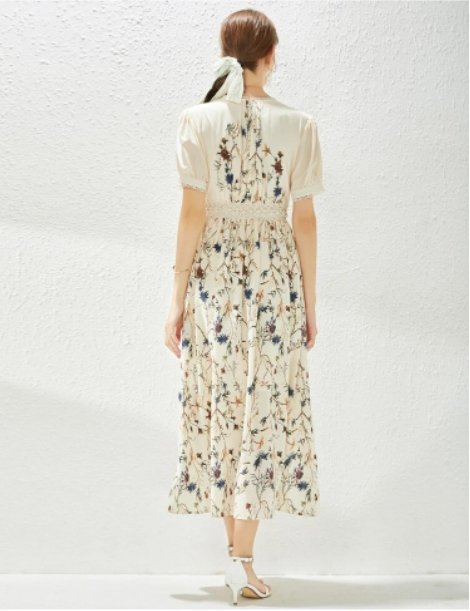 Niebieska Sukienka W Kwiaty Z Lat 40