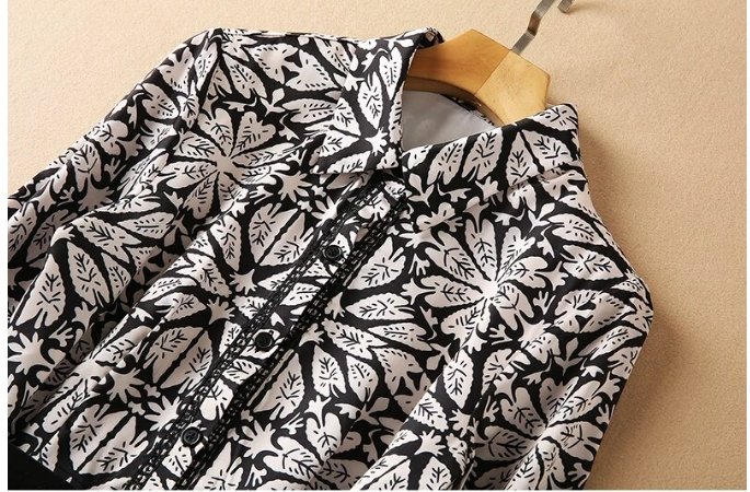 Czarna Sukienka W Kwiaty Z Lat 40