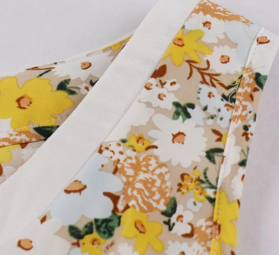 Sukienka Pin-Up Z Lat 50  Żółte Kwiaty