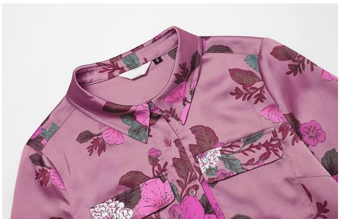 Fioletowa Sukienka Z Dekoltem W Stylu Lat 40