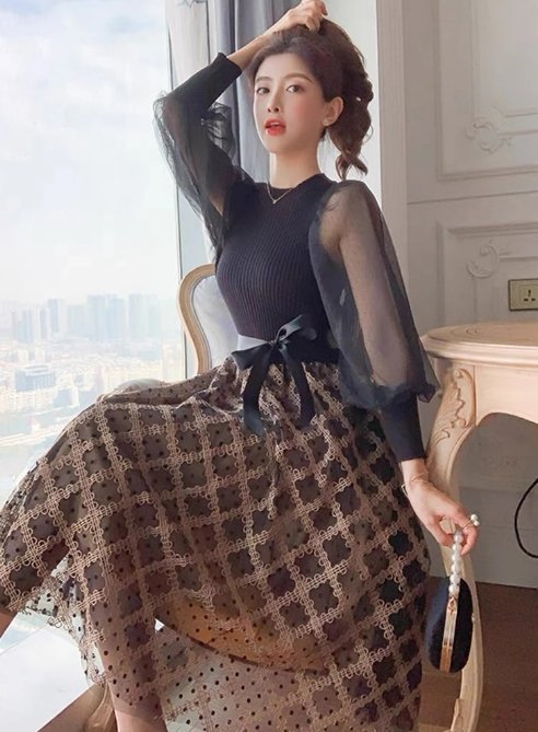 Czarna Sukienka W Kratę Vintage Z Lat 40