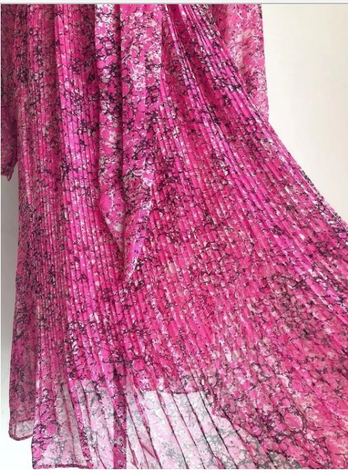 Różowa Kwiecista Suknia Ślubna W Stylu Vintage