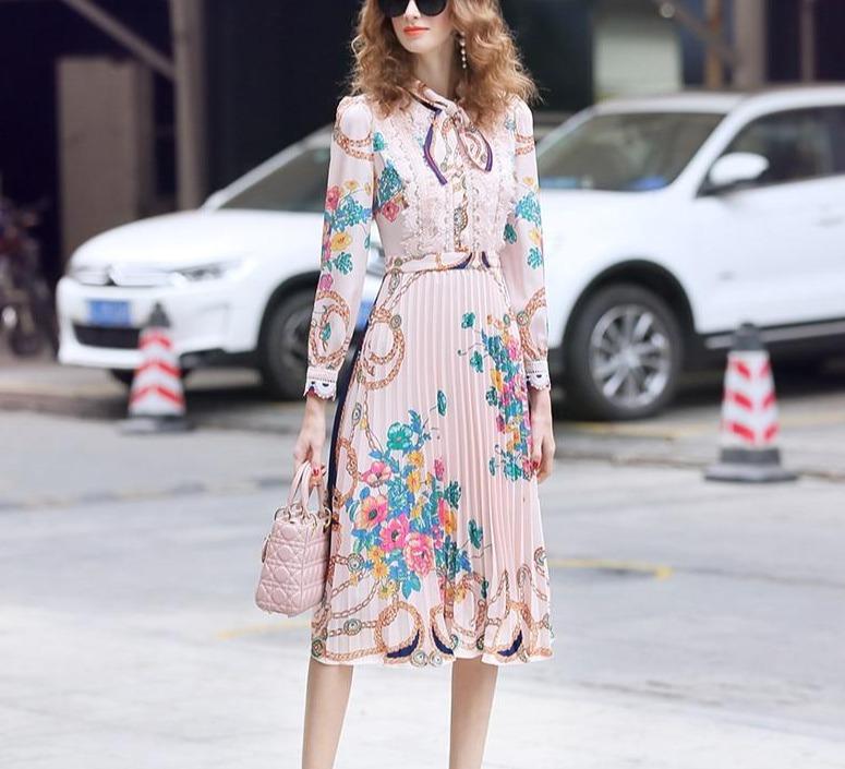 Różowa Sukienka W Stylu Lat 40