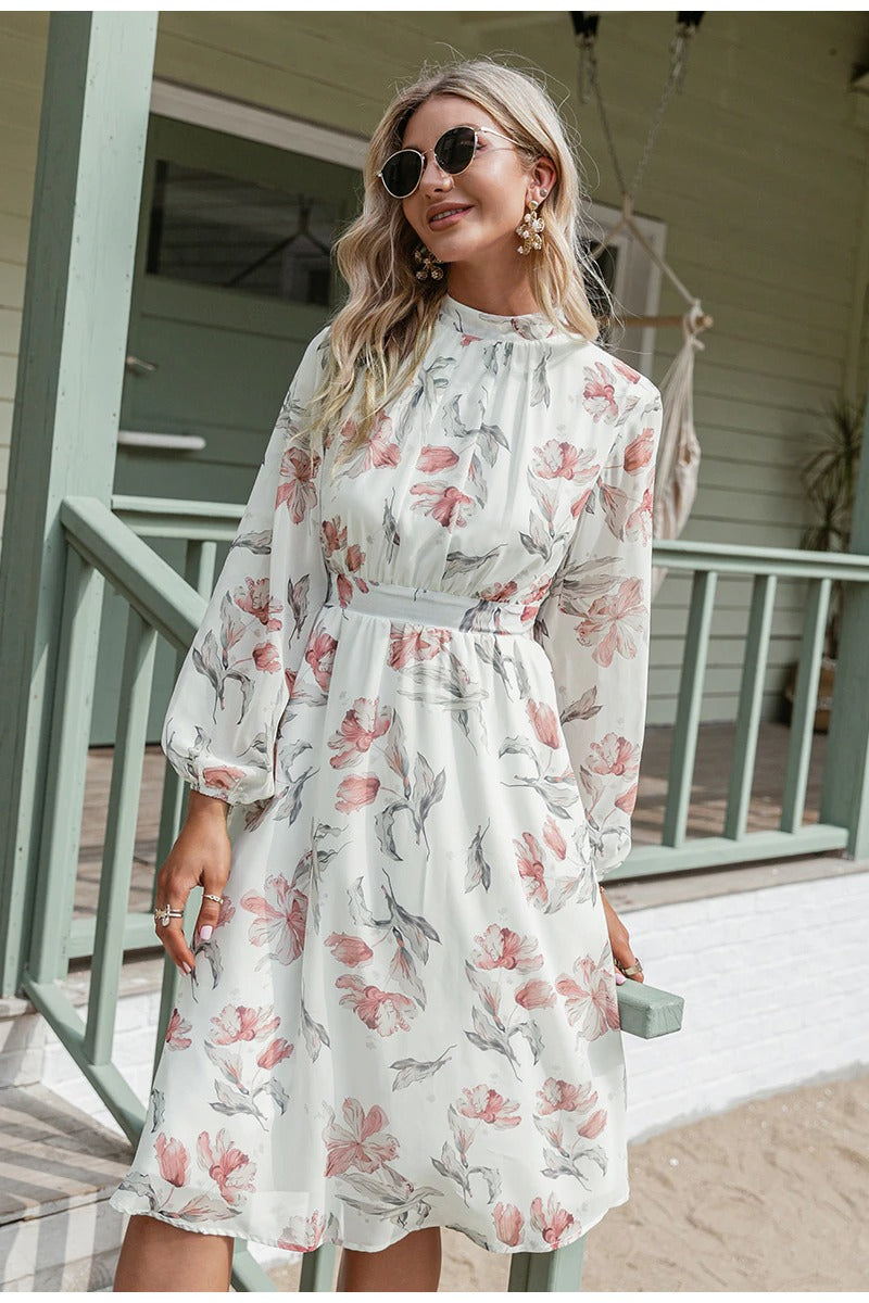 Sukienka Vintage W Różowe Kwiaty