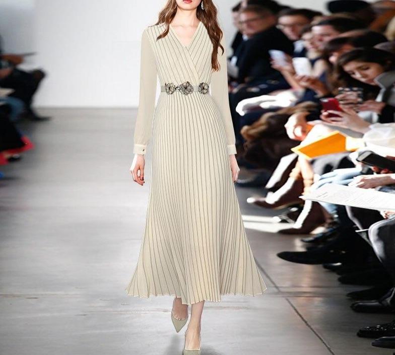 Beżowa Sukienka Maxi Z Lat 40. XX Wieku