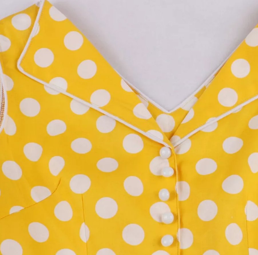 Sukienka Pin-Up Z Lat 60