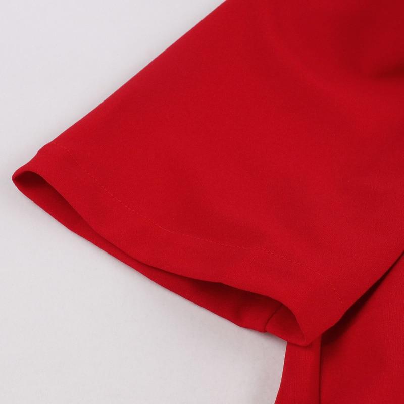 Czerwona Sukienka Z Lat 50. Z Szerokim Dekoltem