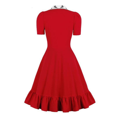 Czerwona Sukienka Z Lat 50. Z Szerokim Dekoltem