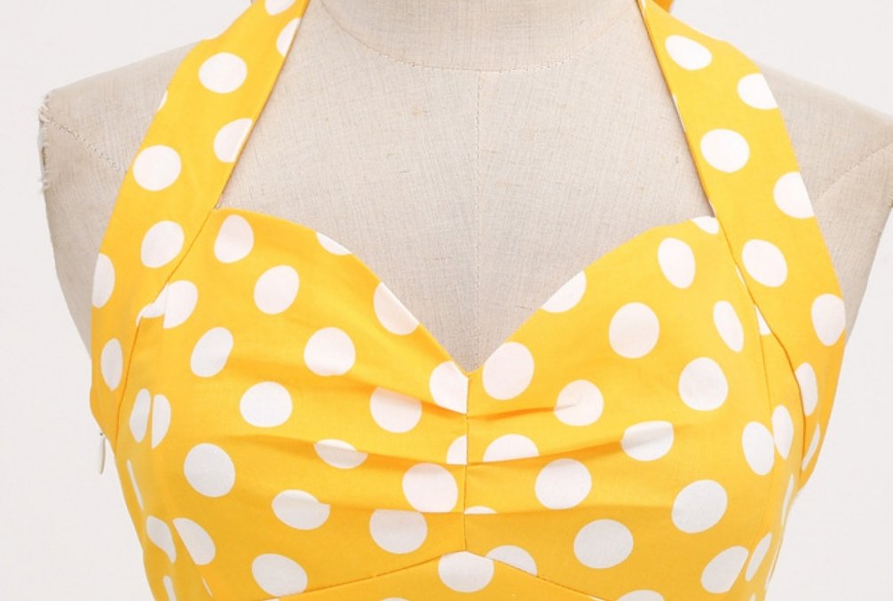 Rozkloszowana Sukienka Z Odkrytymi Ramionami W Stylu Lat 50