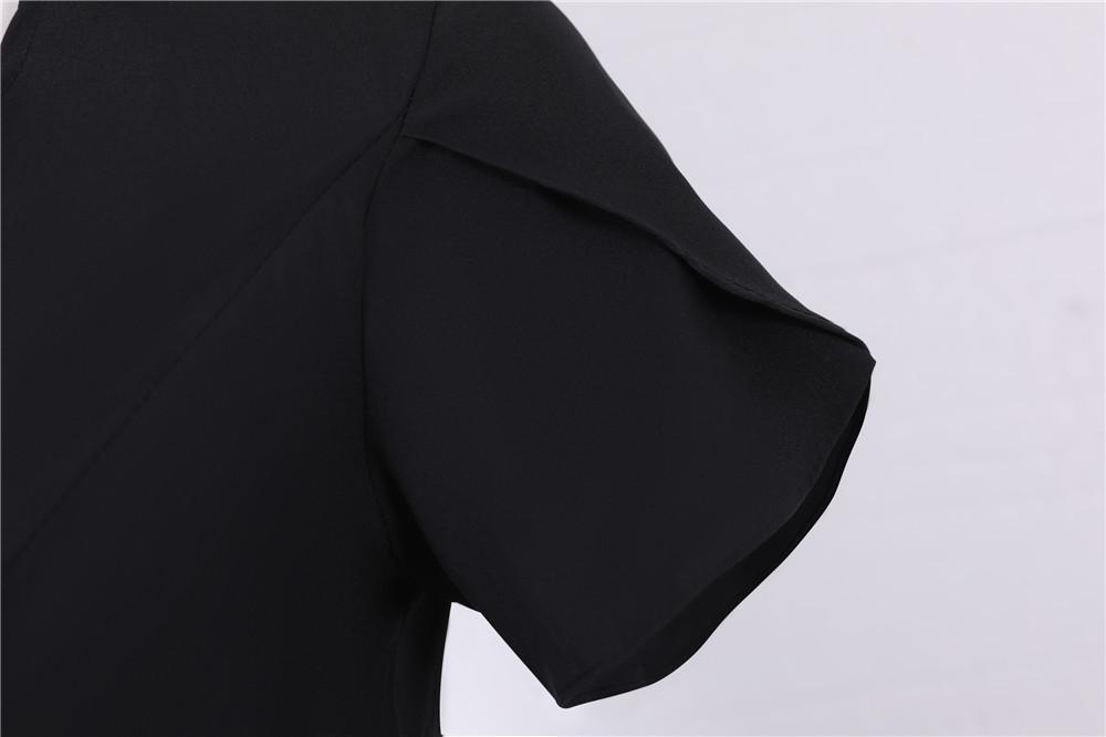 Czarna Sukienka Vintage Zapinana Na Guziki