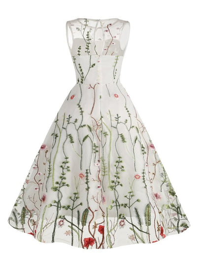 Burgundowa Haftowana Sukienka Vintage