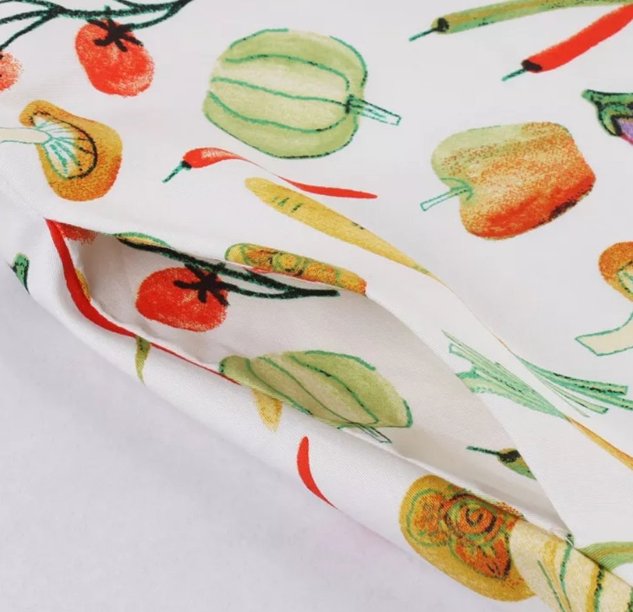 Kremowa Sukienka Vintage Z Okrągłym Dekoltem W Kwiaty