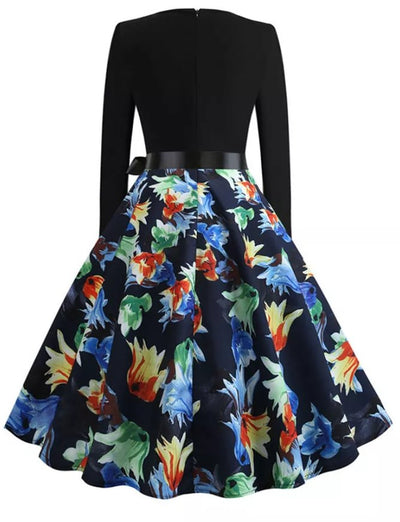 Niebieska Sukienka W Stylu Vintage W Kwiaty