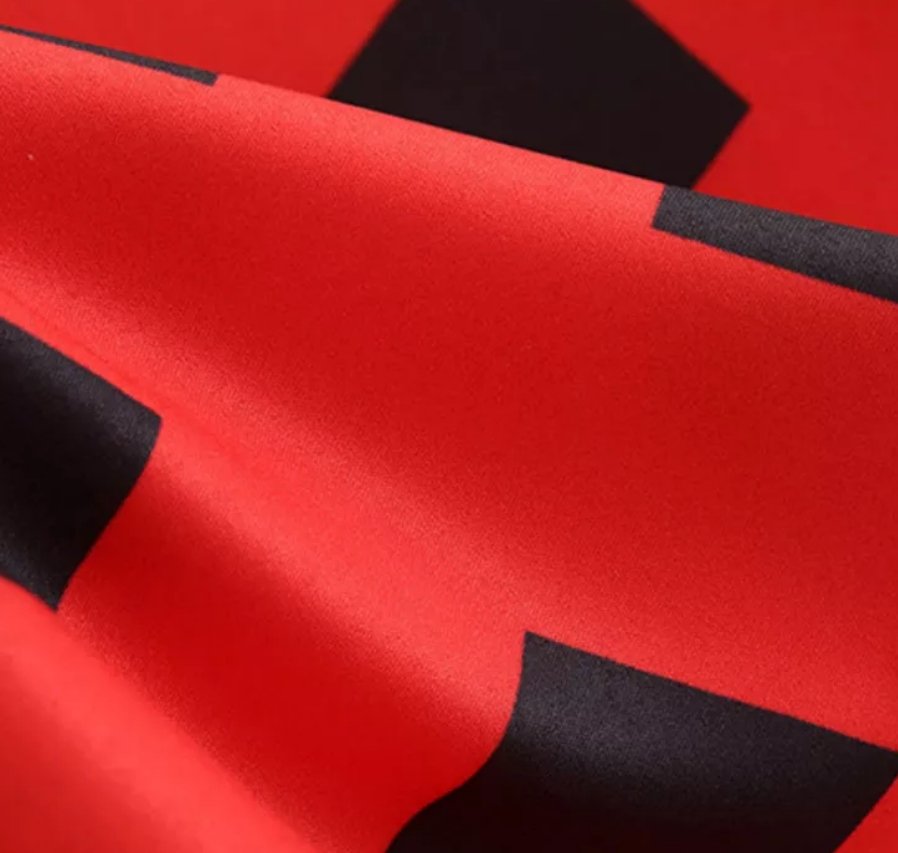 Nowoczesna Czerwona Sukienka Vintage