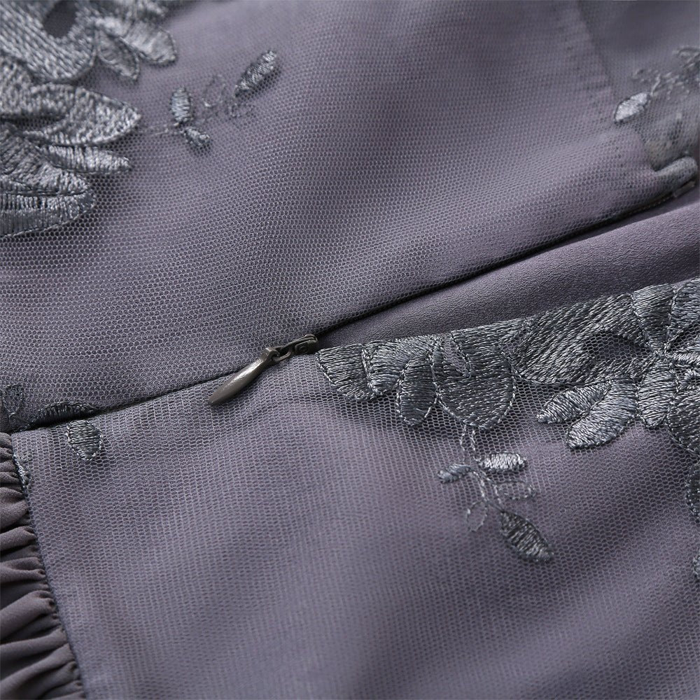 Modna Sukienka Vintage W Kolorze Szarym