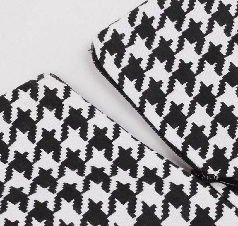 Czarno-Biała Sukienka Vintage W Kratkę