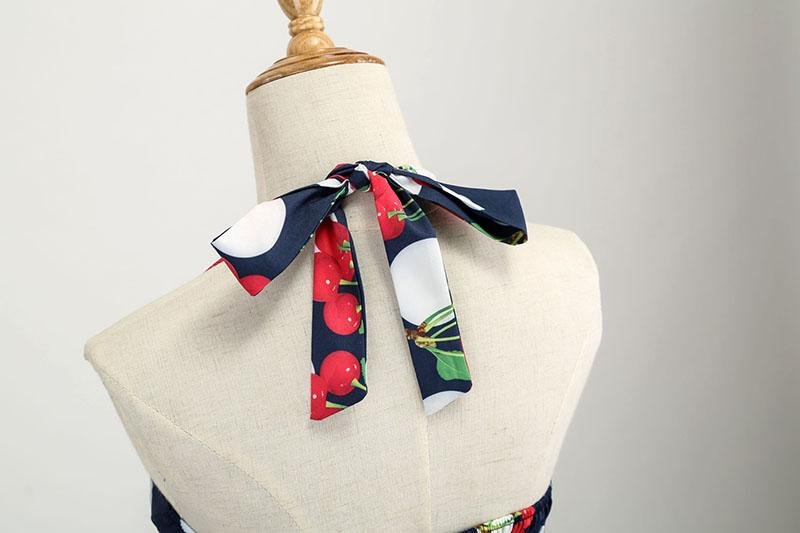 Wiśniowa Sukienka Vintage