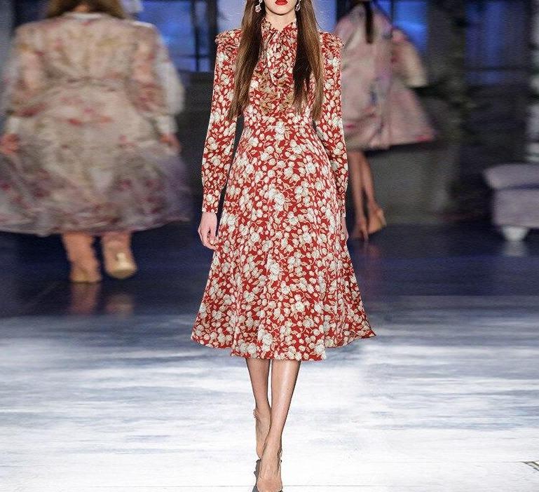 Czerwona Sukienka W Kwiaty W Stylu Vintage Z Lat 40